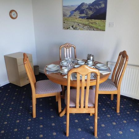 לאנפיירפכאן Plas Heulog Holiday Accommodation מראה חיצוני תמונה