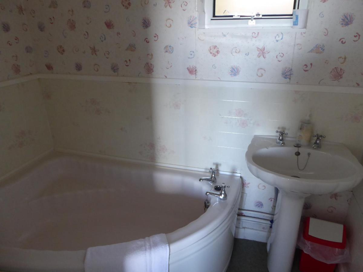 לאנפיירפכאן Plas Heulog Holiday Accommodation מראה חיצוני תמונה